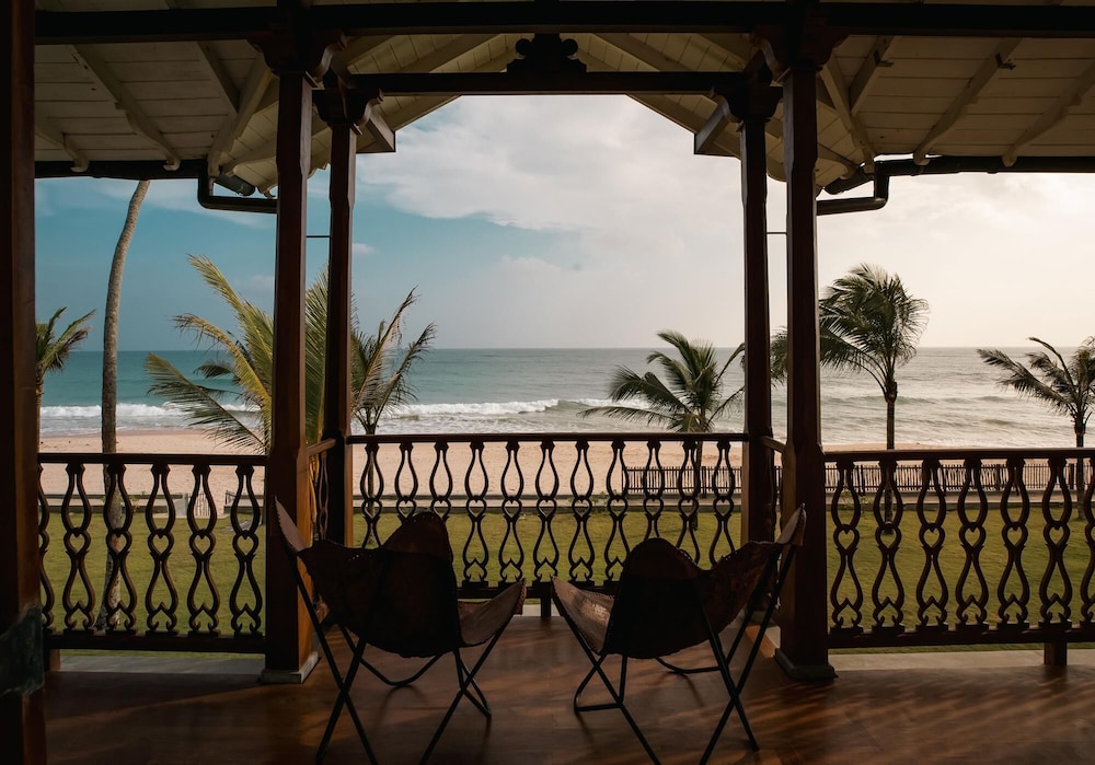 Family Beach Villa Located On An Incredible Beach view 5