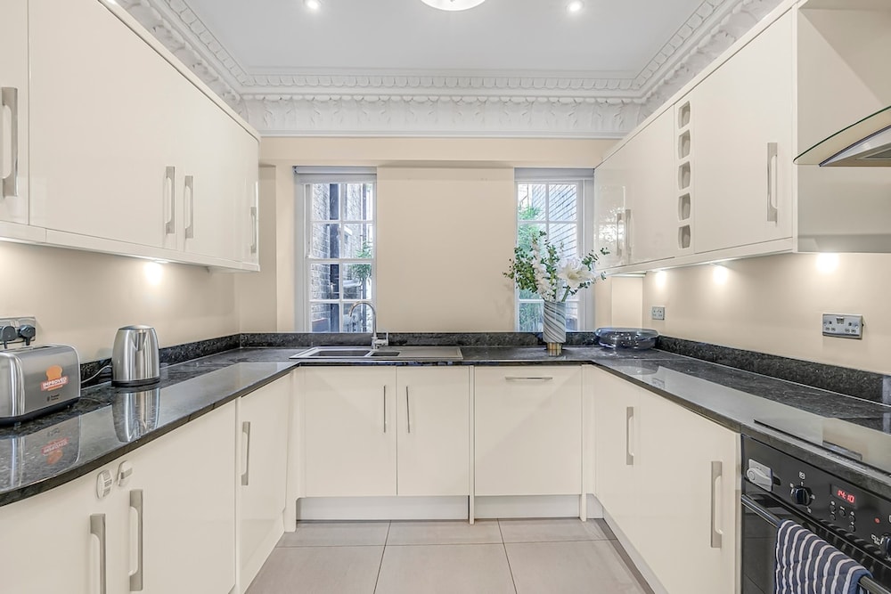 Elegant 5bed House Next to Harrods Knightsbridge