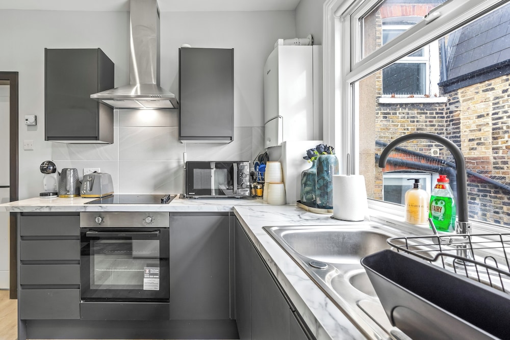 Superb 3bed Fulham Palace Retreat