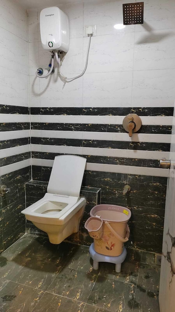 Hotel Karnavti
