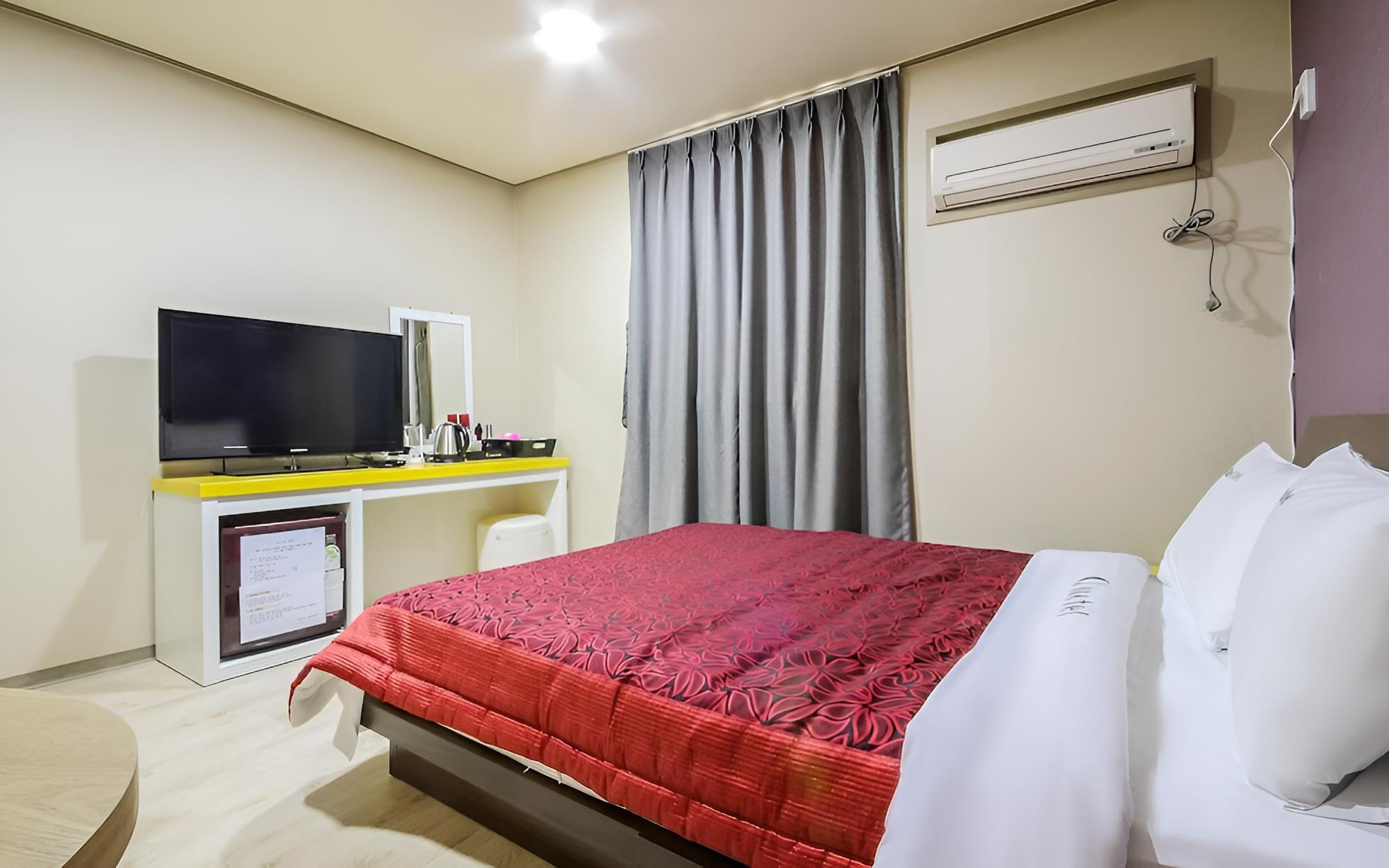 Q Motel Wanju