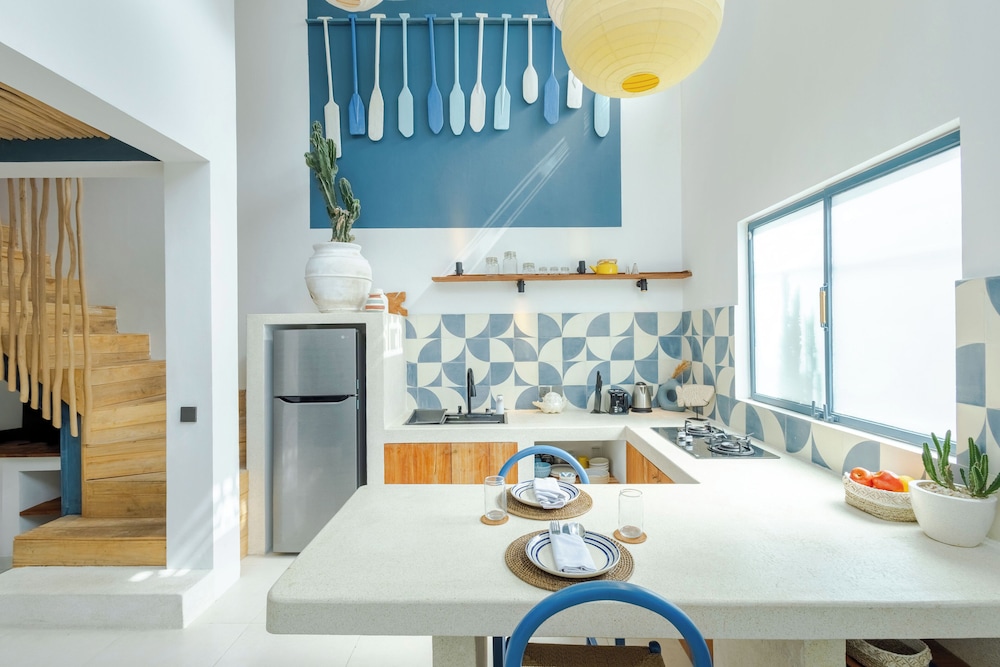 Studio Santorini - 1 BR Loft in Canggu