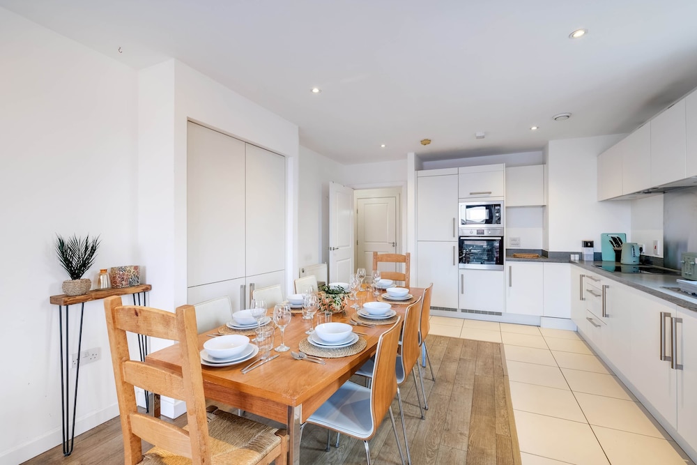 Bovet 3 Bedroom 1 Bathroom Apartment