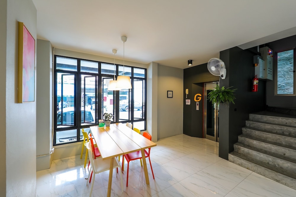Get GuestHouse 2 view 2