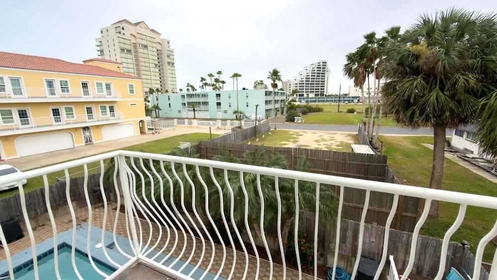 Priced Right Near Beach Well Equipped 2 Bedroom Apts