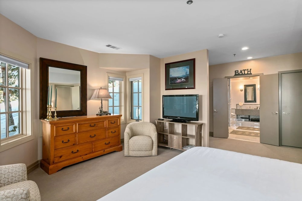 Stag Lodge at Deer Valley Resort - Three Bedroom Residence with Loft and Spa #14 3 Condo