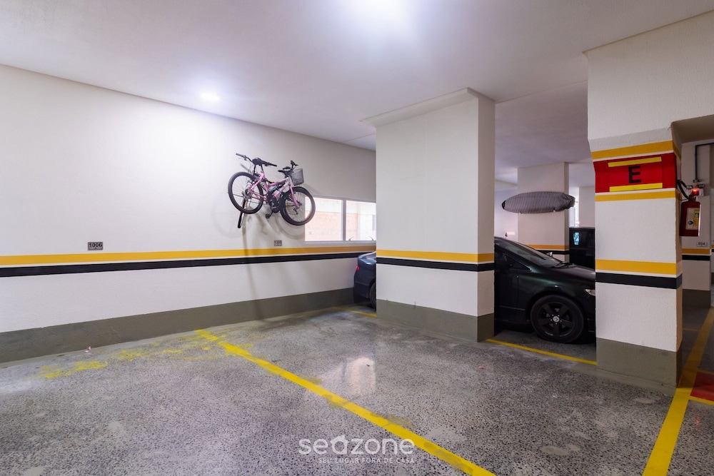 Modern and Fully Equipped Apartments Just Minutes From the sea at Meia Praia - GRI