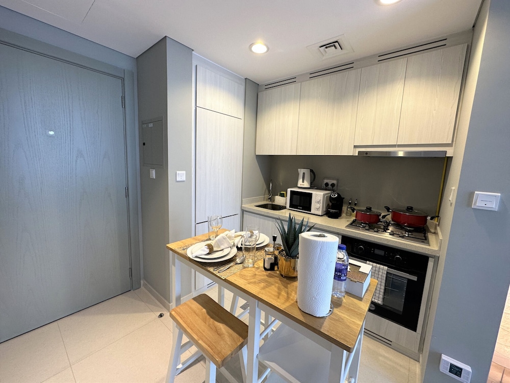 Easygo-cozy 1bdr Zada Tower