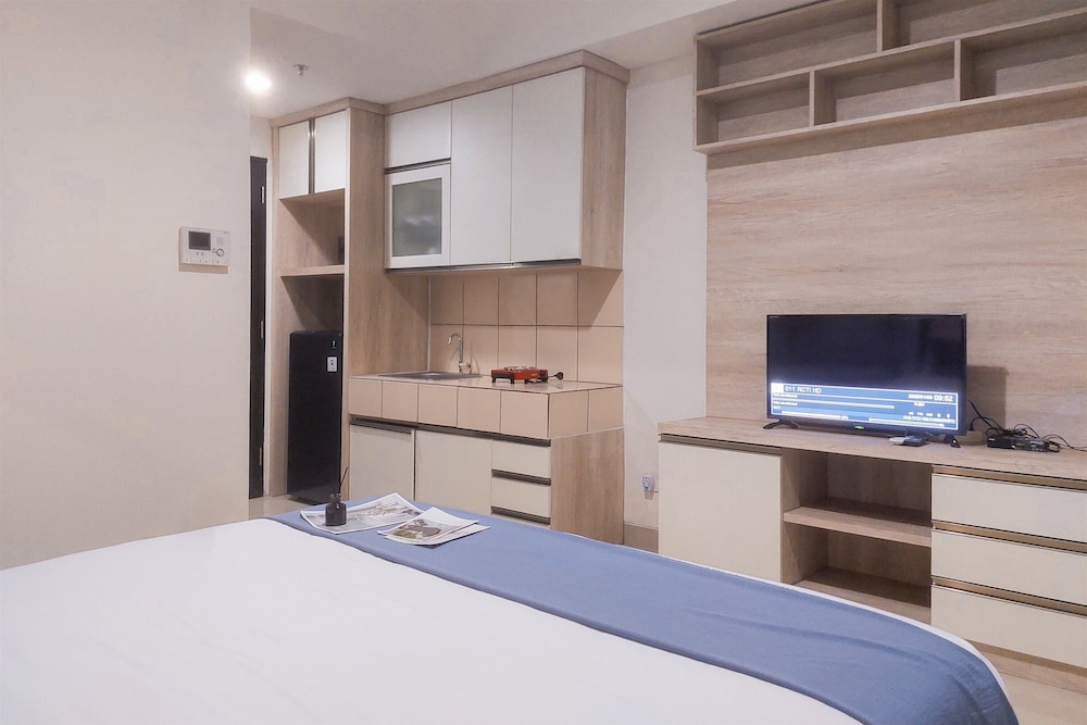 Stunning Studio At Paramount Skyline Apartment
