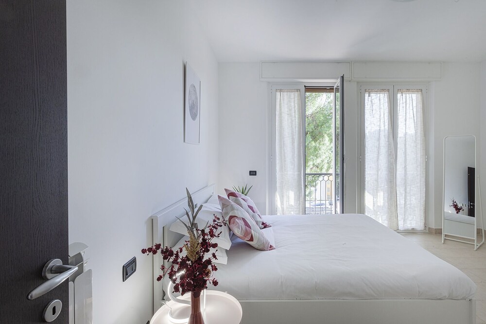 Genoa Vacations - Shelley Apartments By Wonderful Italy - Property Image 11