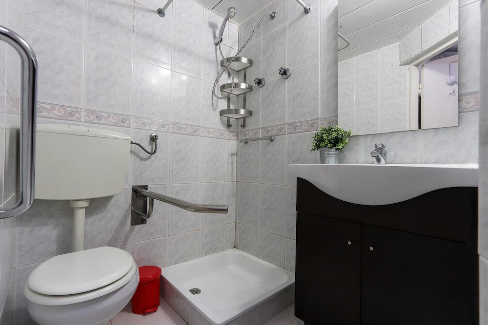 Bairro Alto Classic by Homing