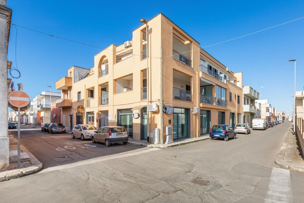 2889 B&B Terra dei Fiori - Camera Tripla con Balcone by Barbarhouse photo 1