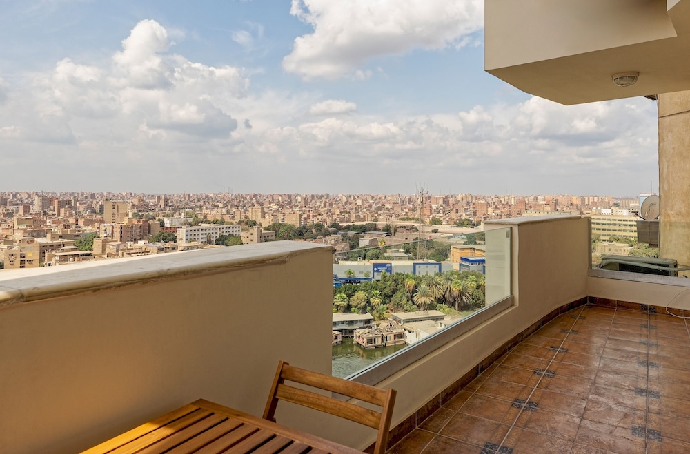 Vesta - Panoramic Duplex APT - 3BR - Zamalek