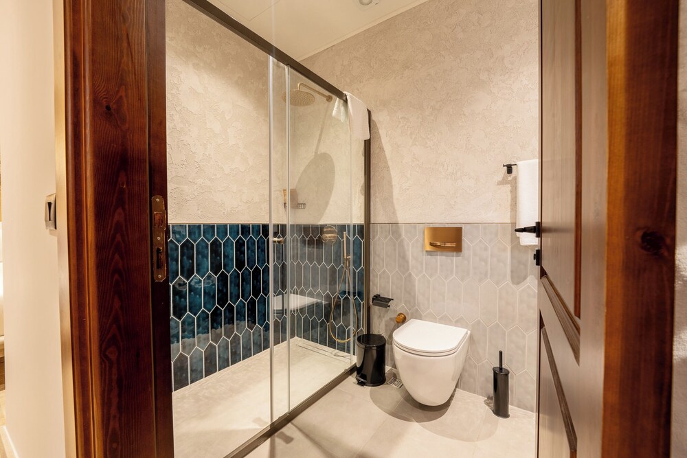 Belmondo Süitler - Image 70