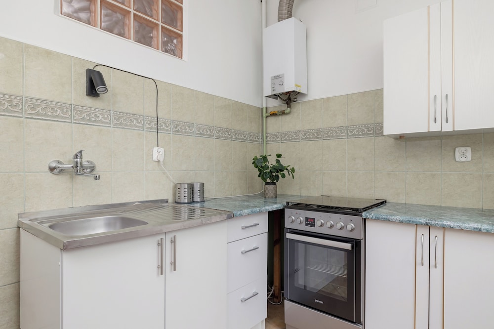 Family Apartment in Cracow by Renters view 4