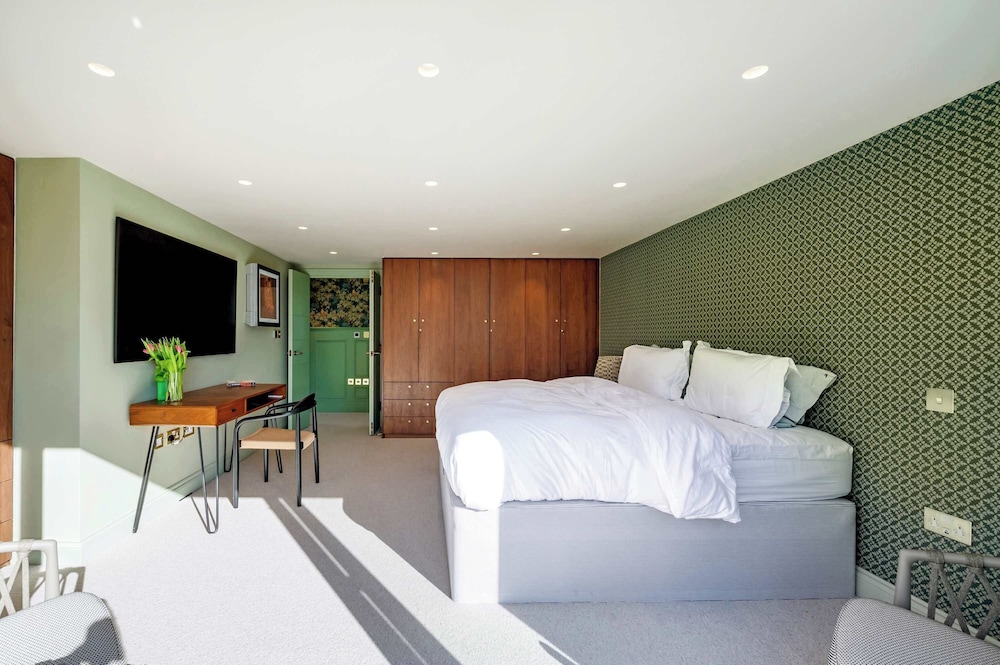 Maison De Brompton With 1 Bedrooms and 1 Bathrooms
