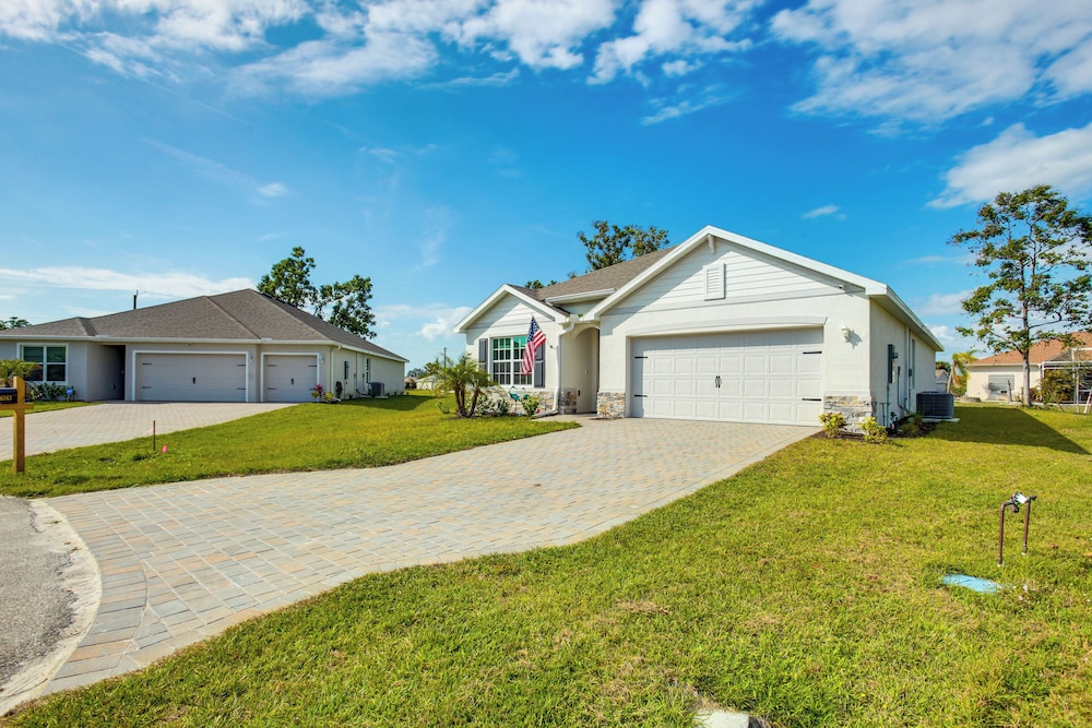 Coastal Gem w/ Patio & Grill in Punta Gorda!