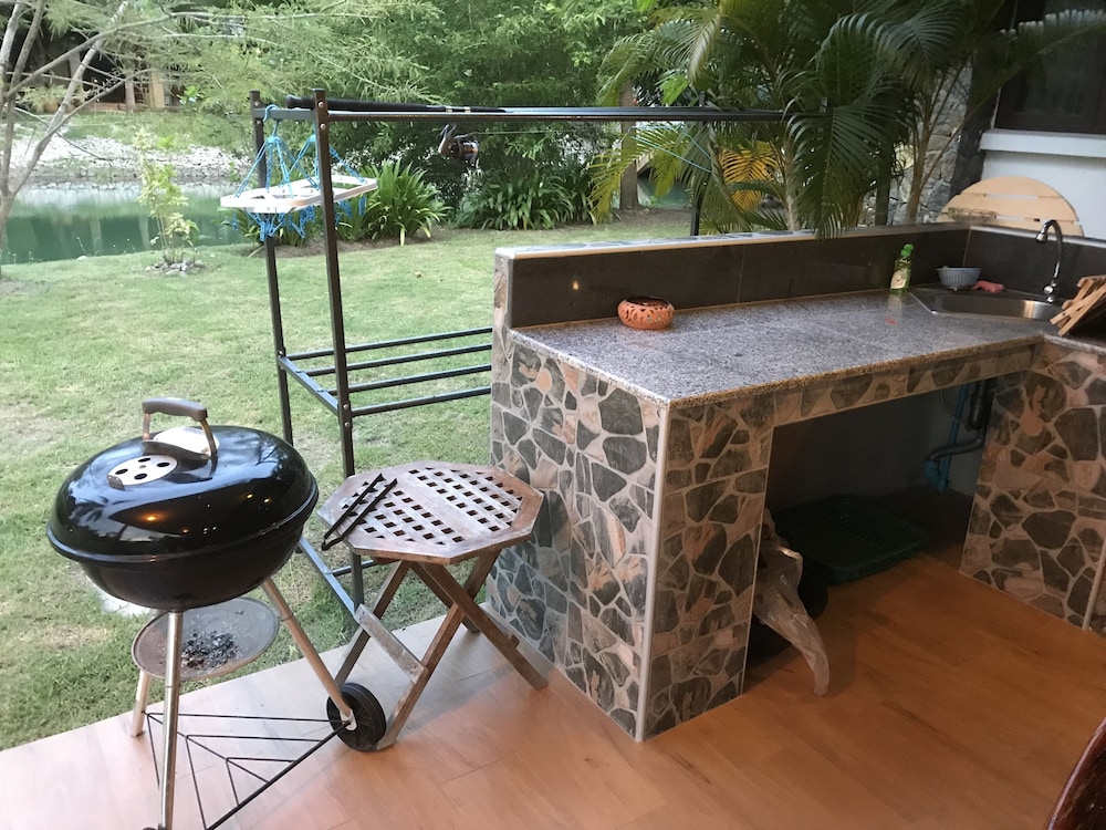 Rayong Rental Pool Villas