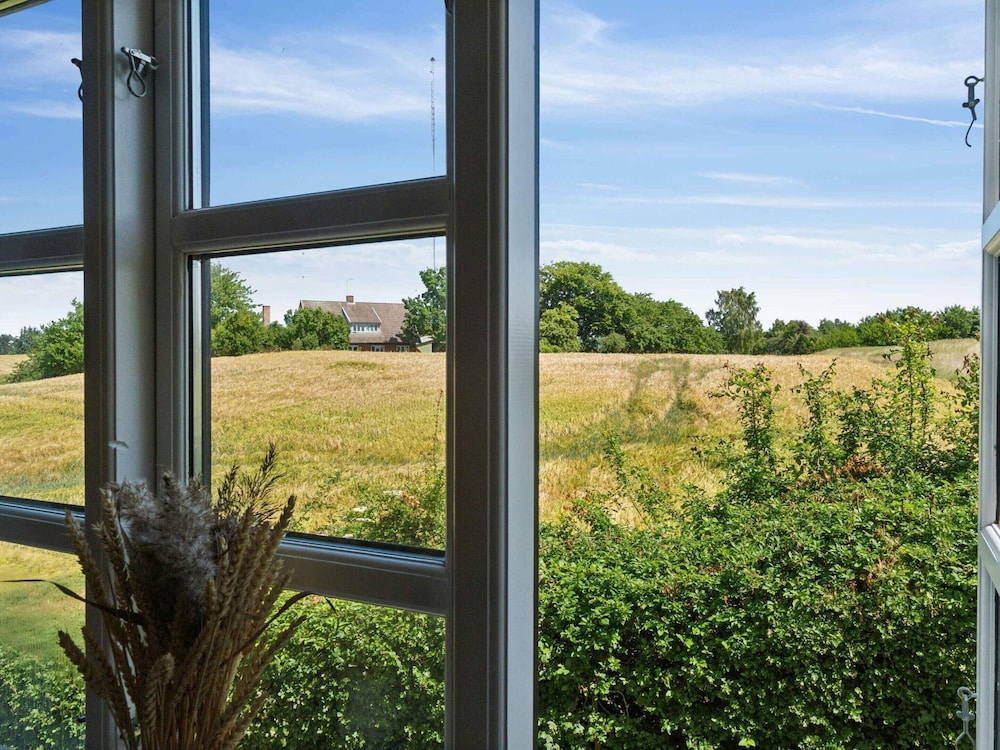 5 Star Holiday Home in Ronne