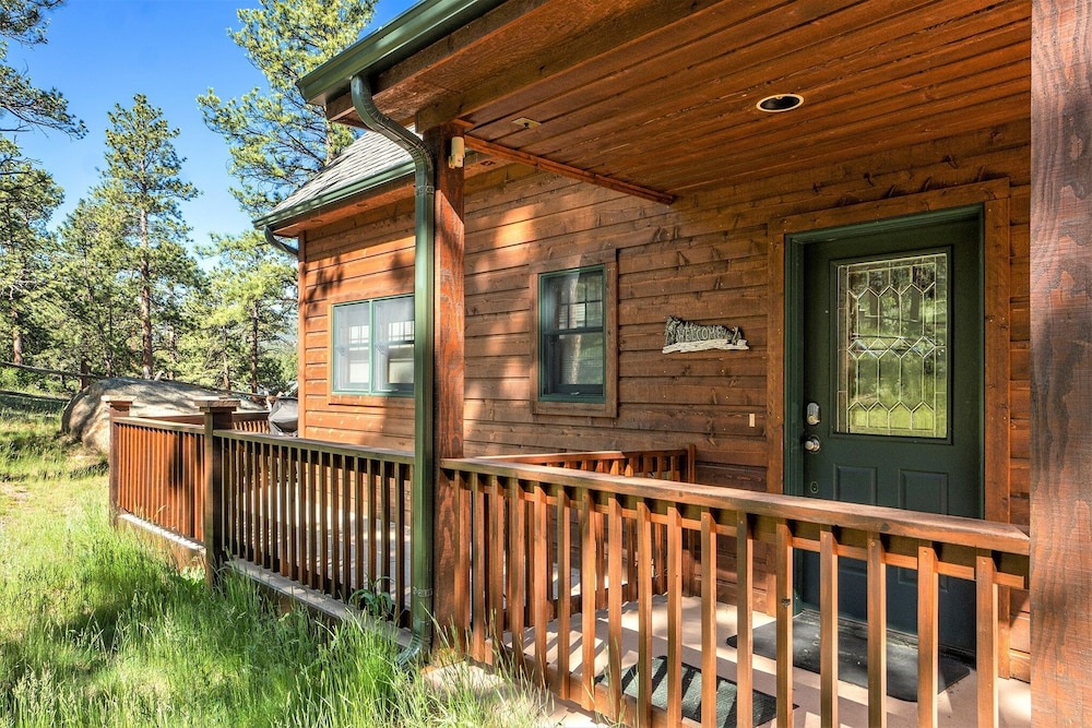 Cozy Solitude Cabins - Estes Park CO