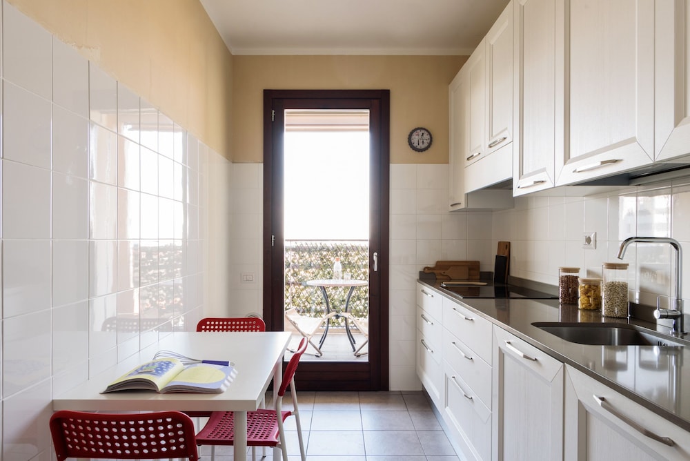 Home at Hotel - Sarca