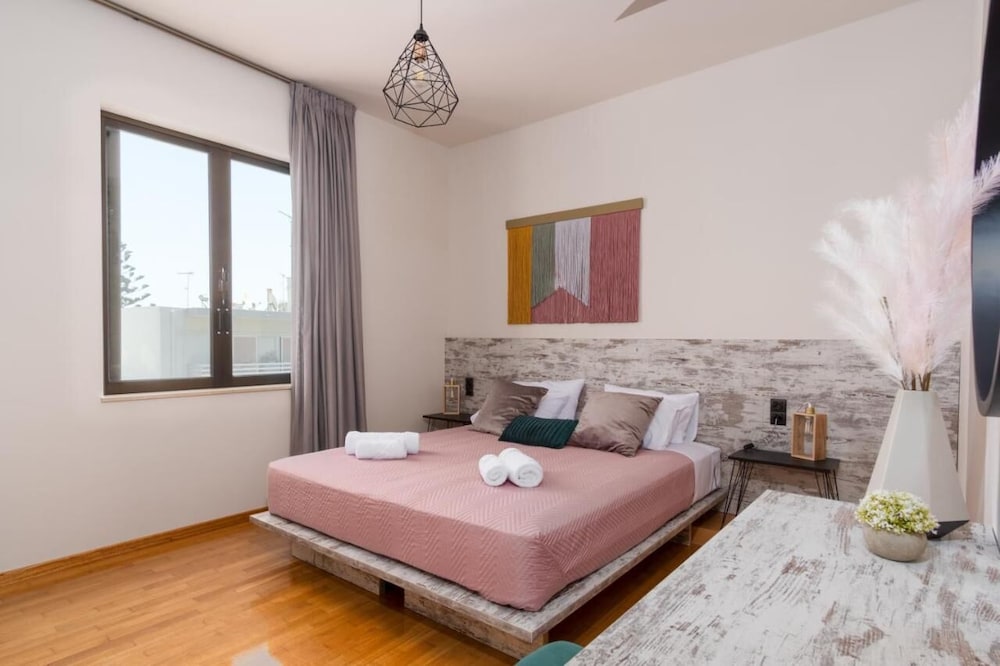 NiMa 2-modern apt in Rethymno's heart
