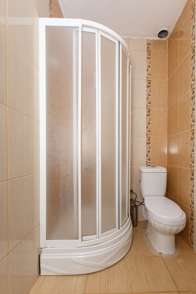 Guven Suite House
