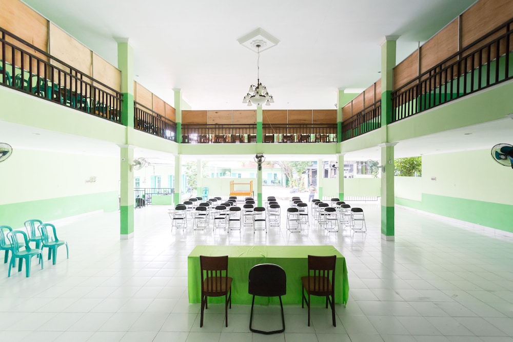 meeting & event spaces