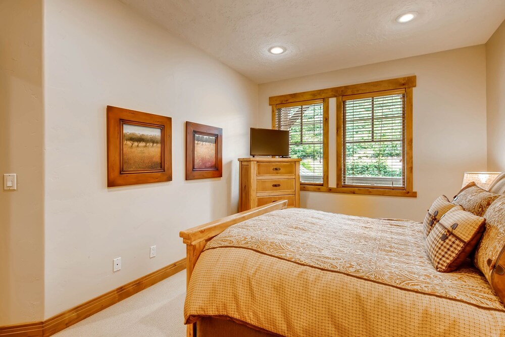 Park City Ski Resort - Town Pointe Condos