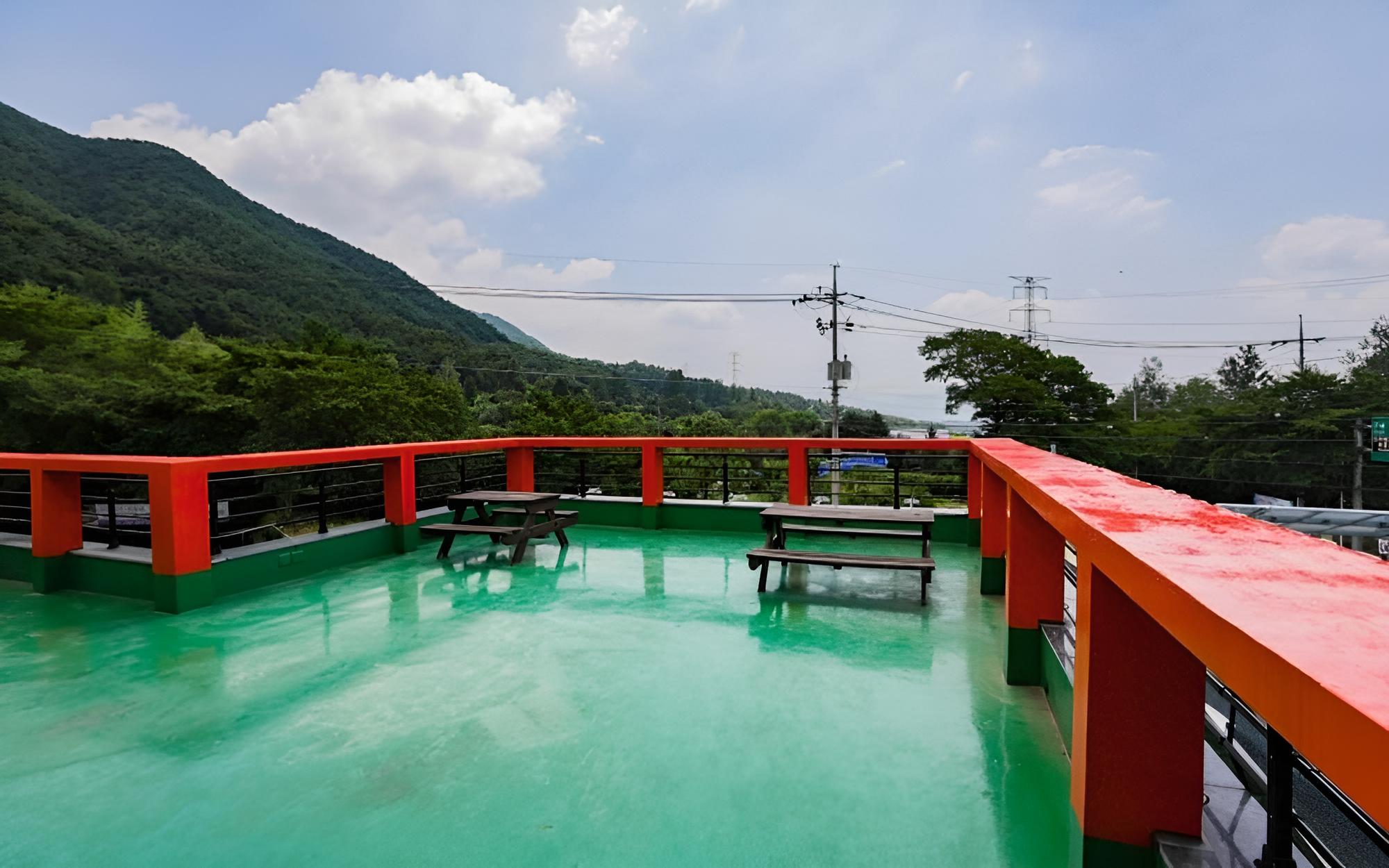 Gurye Gohyangsanjang Pension view 4