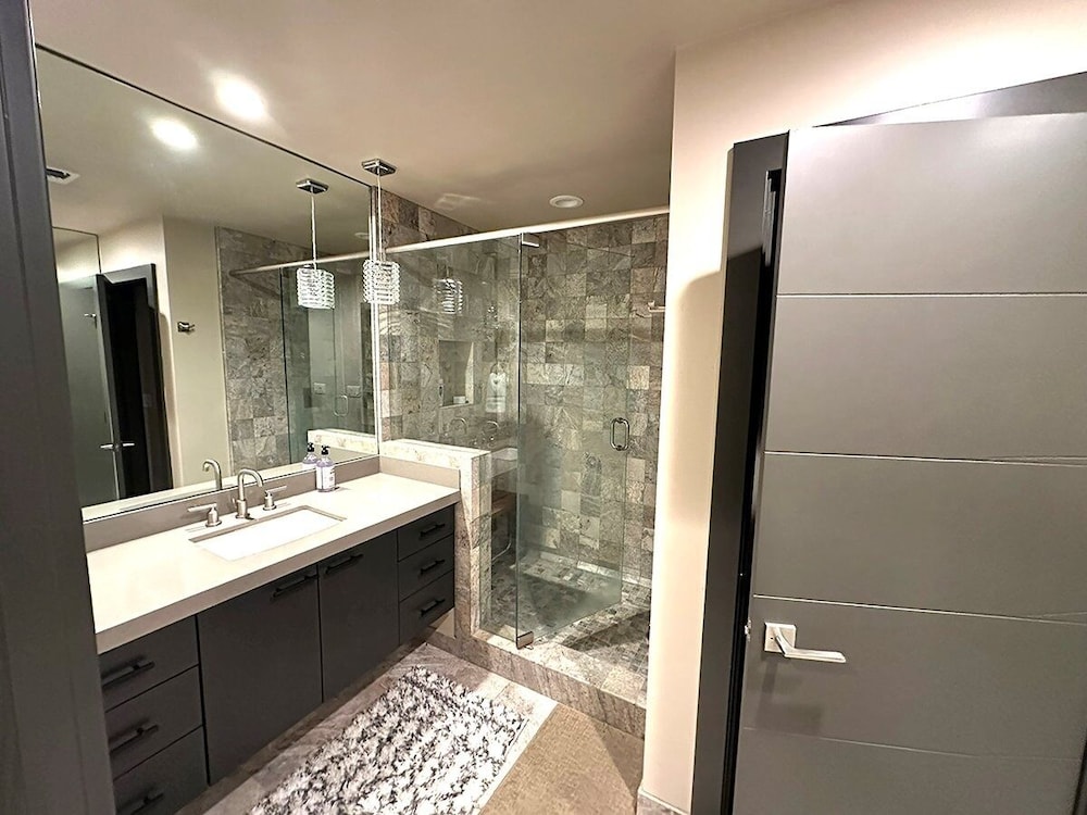 2030 Marconi Way 5 Bedroom Home