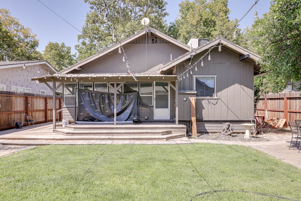 Sunny Turlock Cottage: Walk to Downtown! view 2