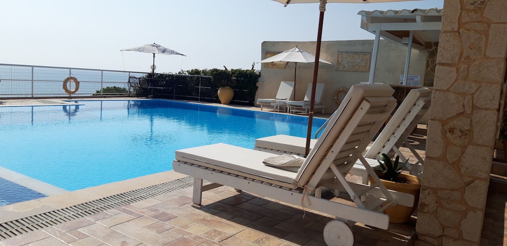 Villa Thalassa Thea view 4