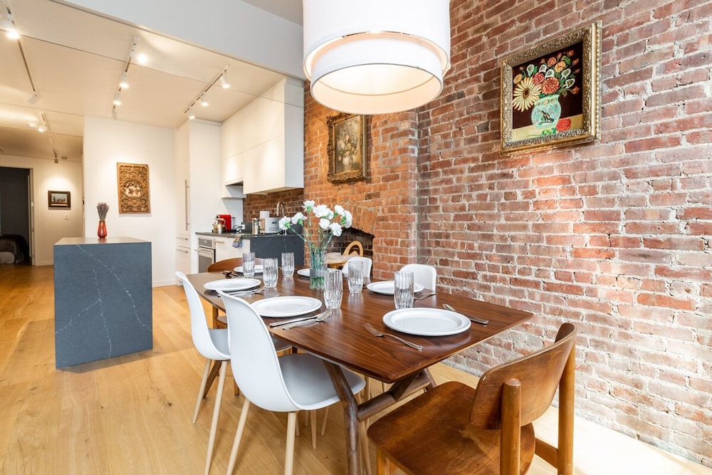 Hawthorn II by Rove Travel 3BR Apartment