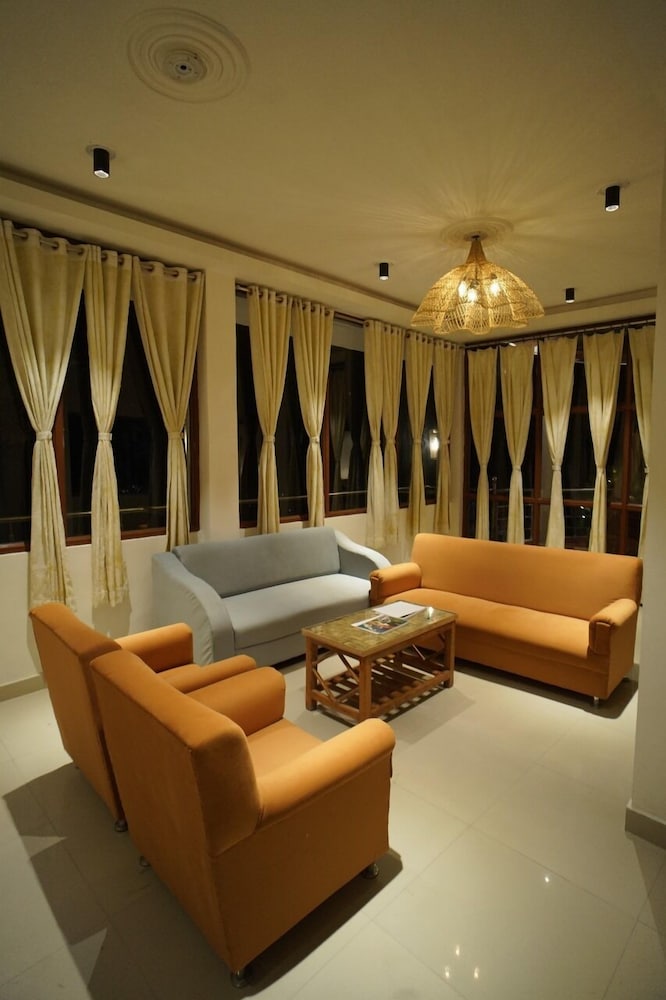 Hotel Valna Estate Mountain View Kausani By HRG