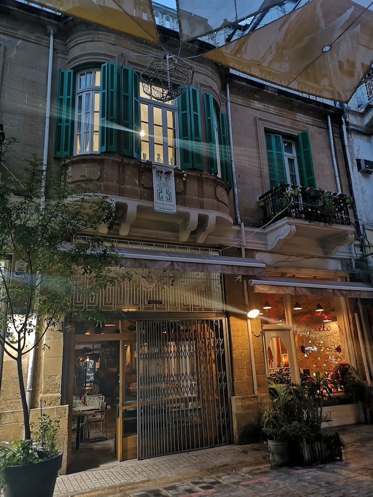 Hotel The 3 Rooms Boutique Hotel - Image 1