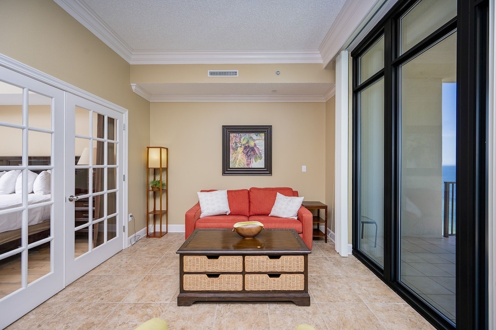 Phoenix West 1203 3 Bedroom Condo