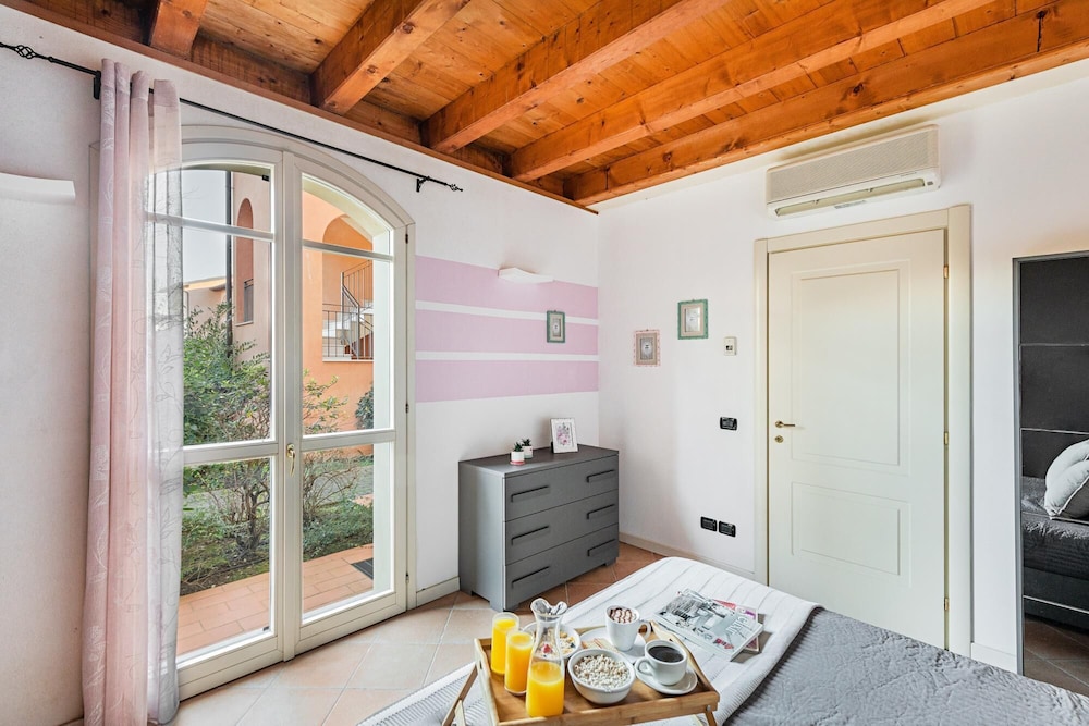 Borgo del Torchio F03 Apartment by Wonderful Italy view 4