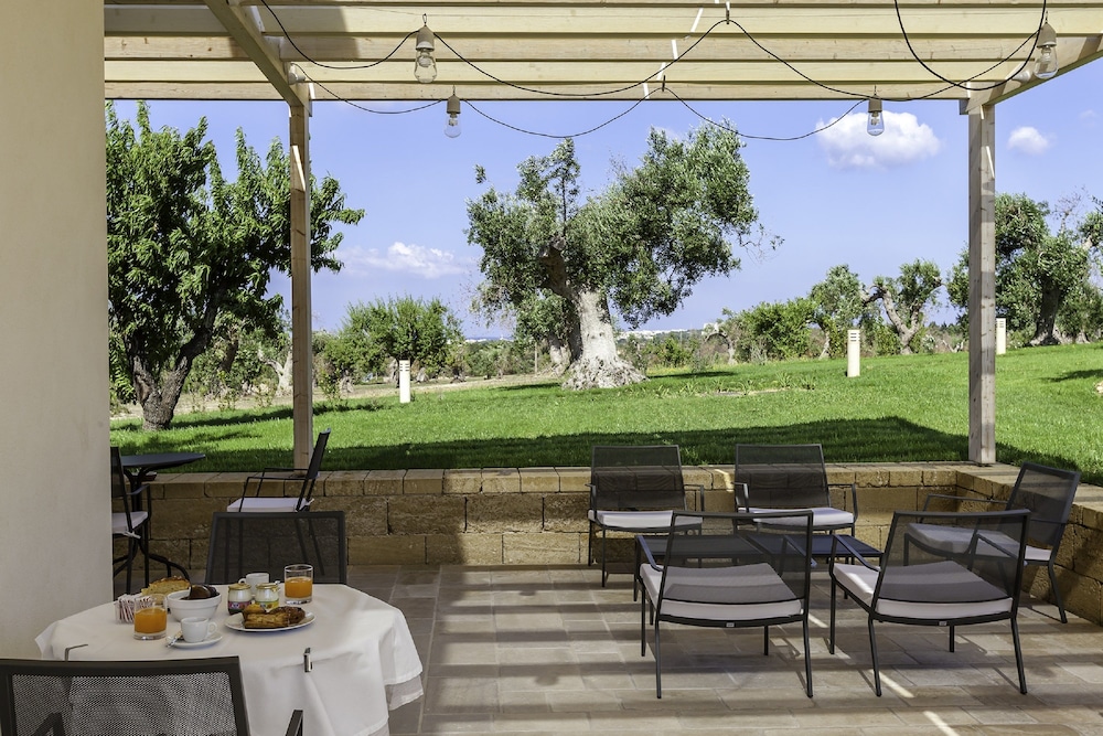 Tenuta Monticelli Bio Relais