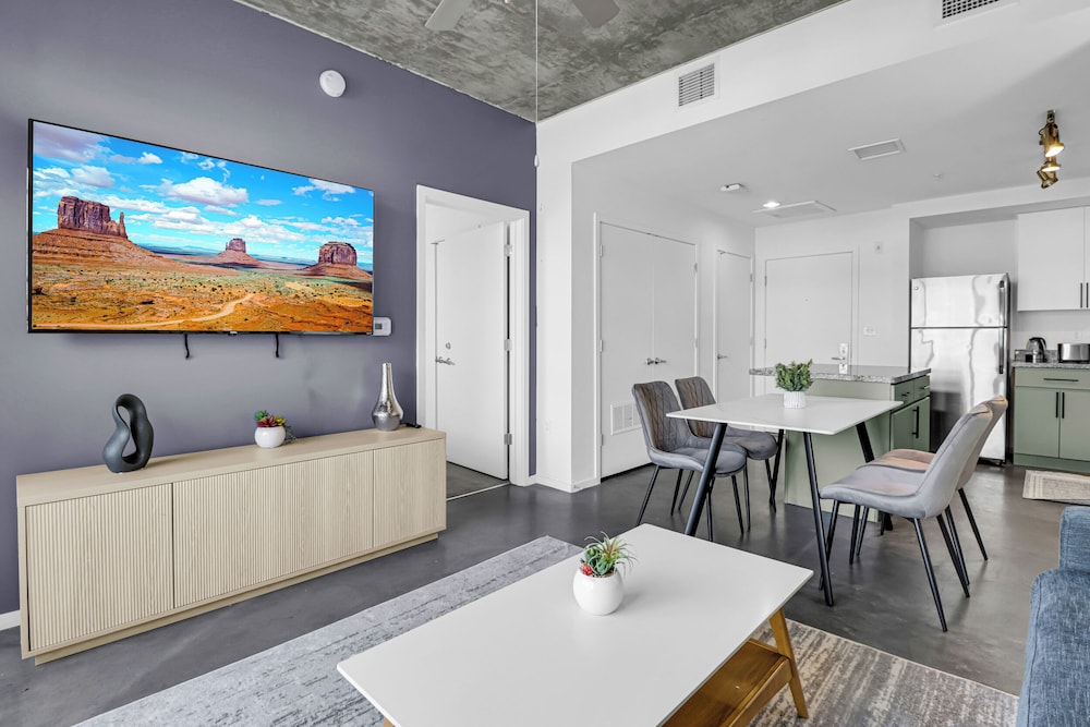 Phoenix Urban Luxury Escape