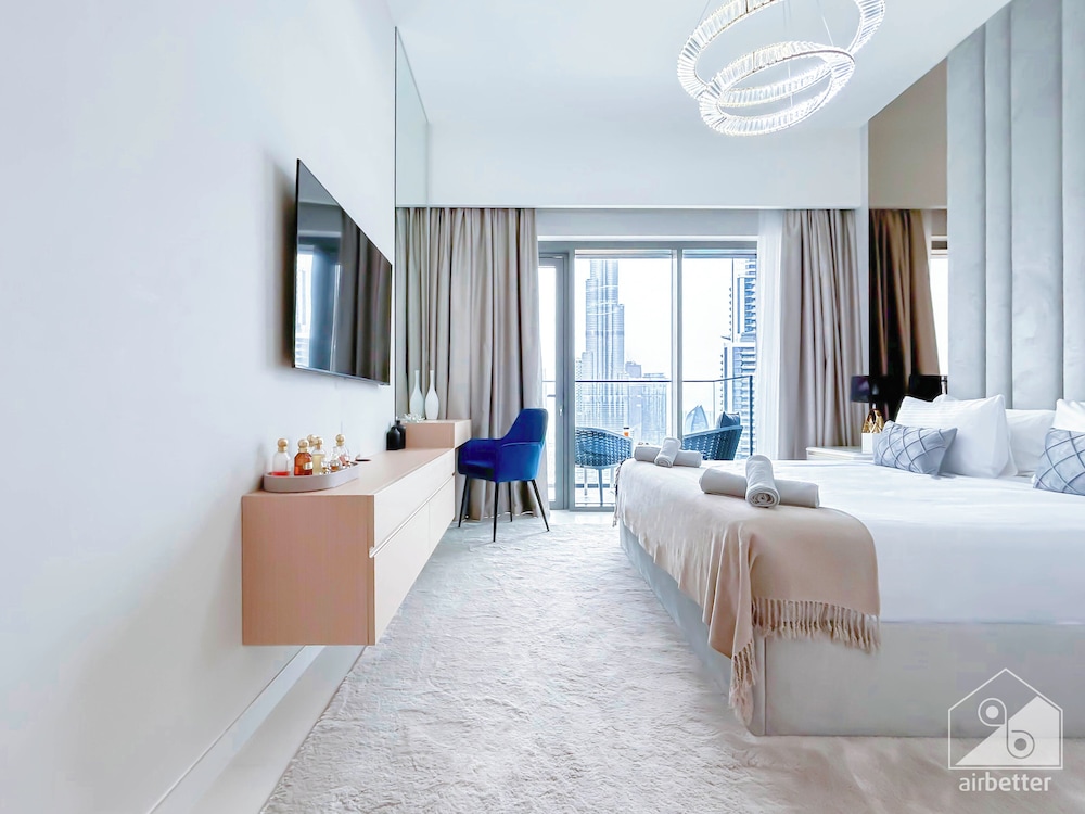 Spacious 3.5 Bedroom Apartment in Burj Royale