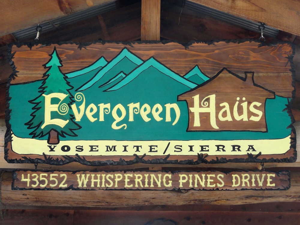 Evergreen Haus