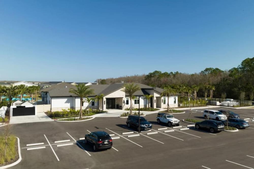Outstanding 5bdr Disney Vacation