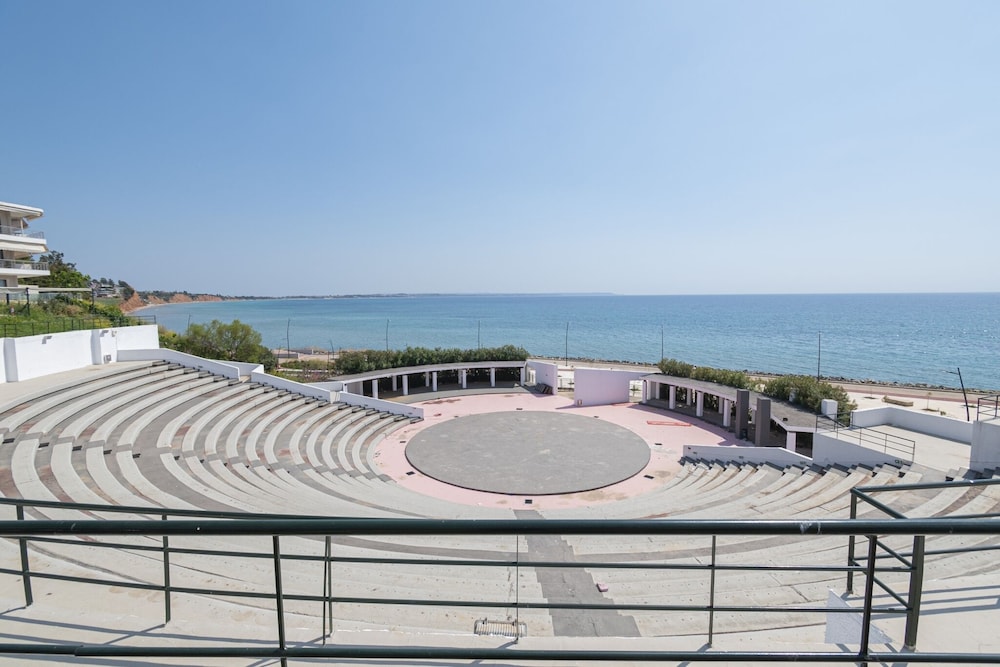 Marianthi Theatre by Rentals Pro-nea Moudania