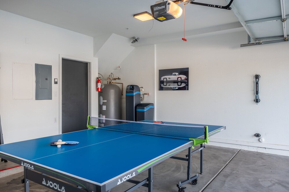 NEW Desert Standard Modern 3-level Oasis