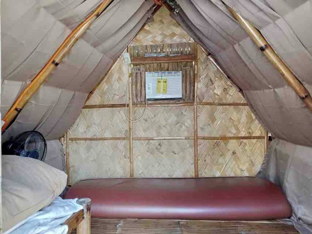 Serene Farmhouse Retreat in Alfonso, Cavite - Perfect for Family Getaways
