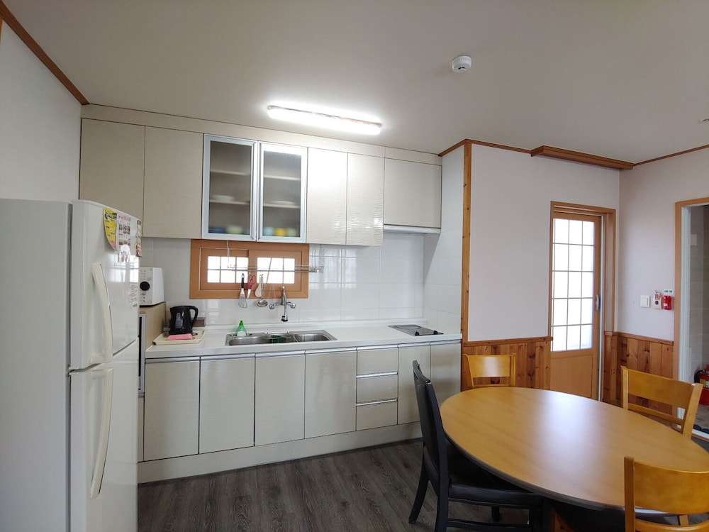 Gyul House