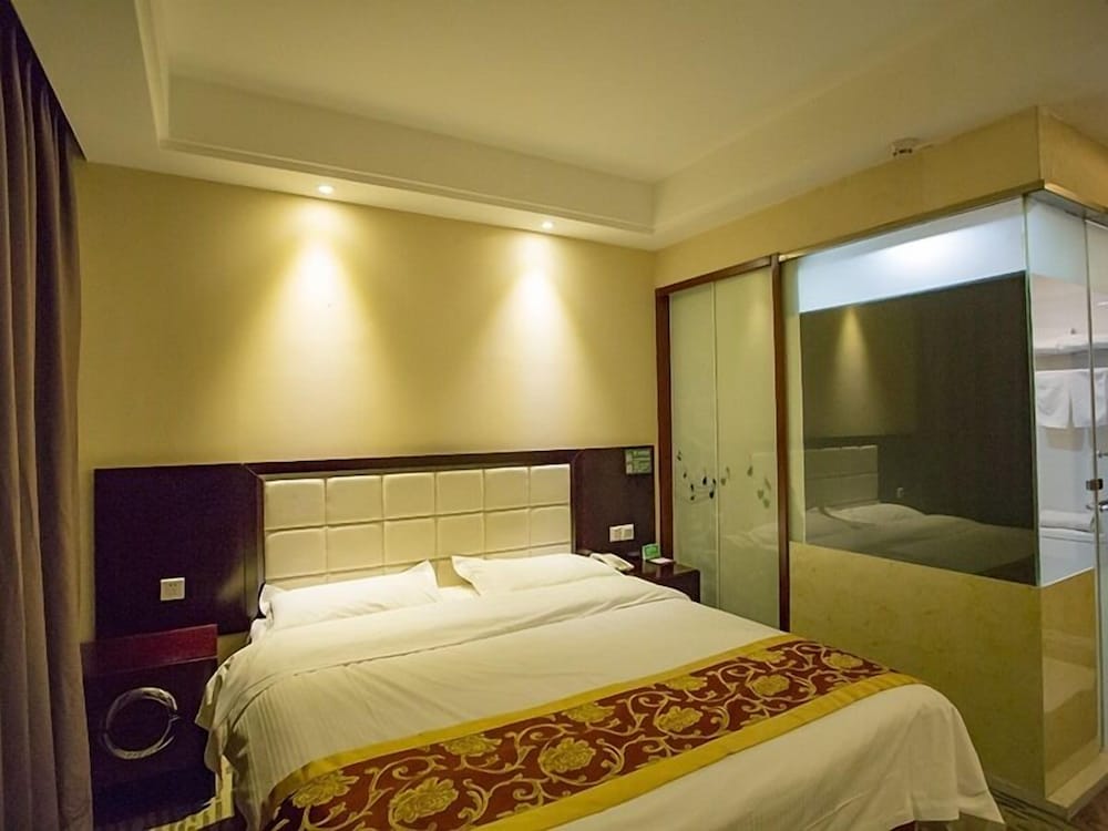 GreenTree Alliance Chuzhou Laian County Development District Jingyi Road Hotel.