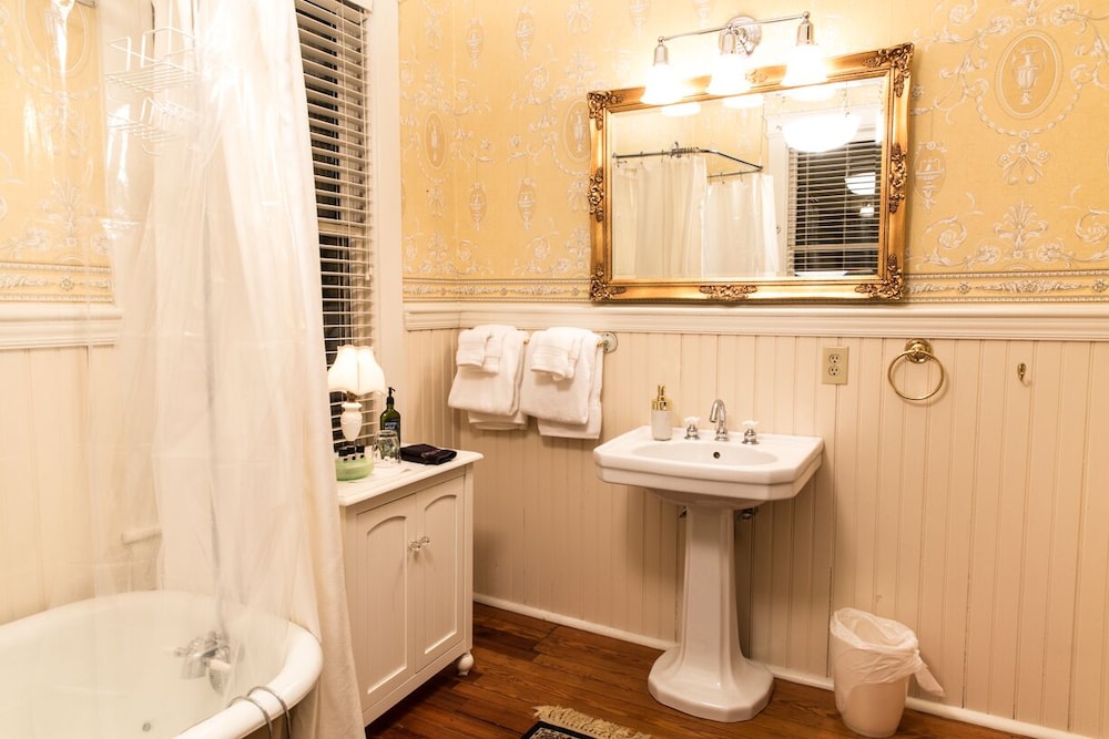 Double Oaks Bed and Breakfast, photo 14