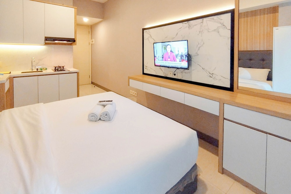 Comfortable Studio Direct Access to Mall at Anderson Supermall Mansion Apartment